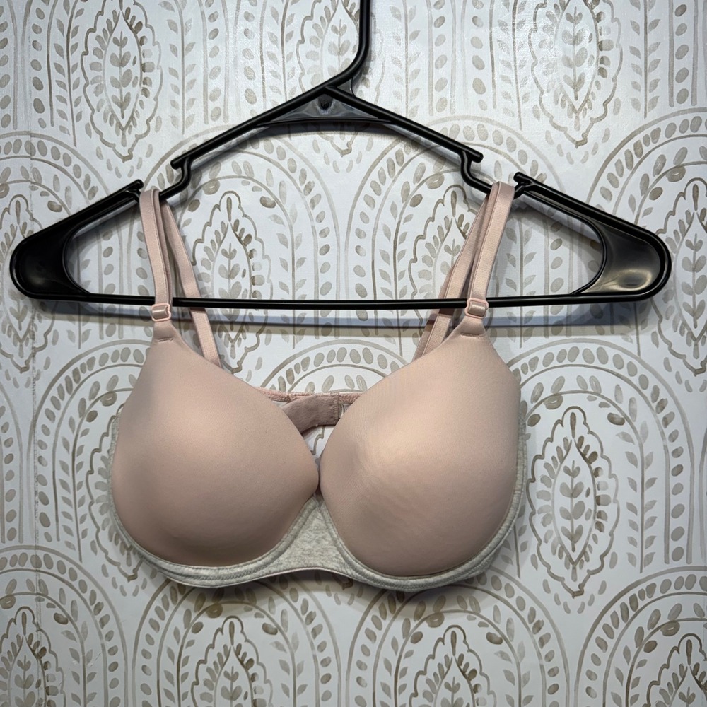 Victoria's Secret PINK Wear Everywhere Lightly Lined Bra Peach Grey 32D‎
